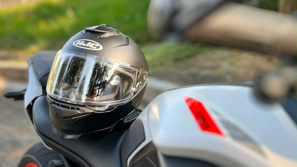 Casque intégral HJC i71