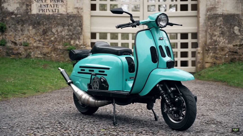 Ce scooter Lambretta à moteur Yamaha personnalisé est le nec plus ultra en matière de furtivité