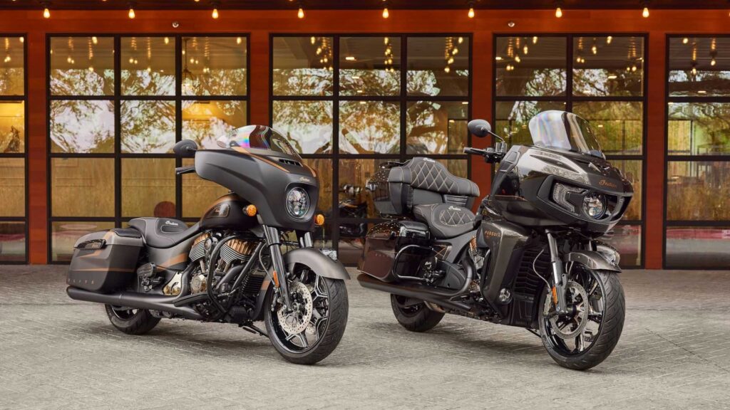 Découvrez les éditions limitées Indian Pursuit Elite et Chieftain Elite 2023