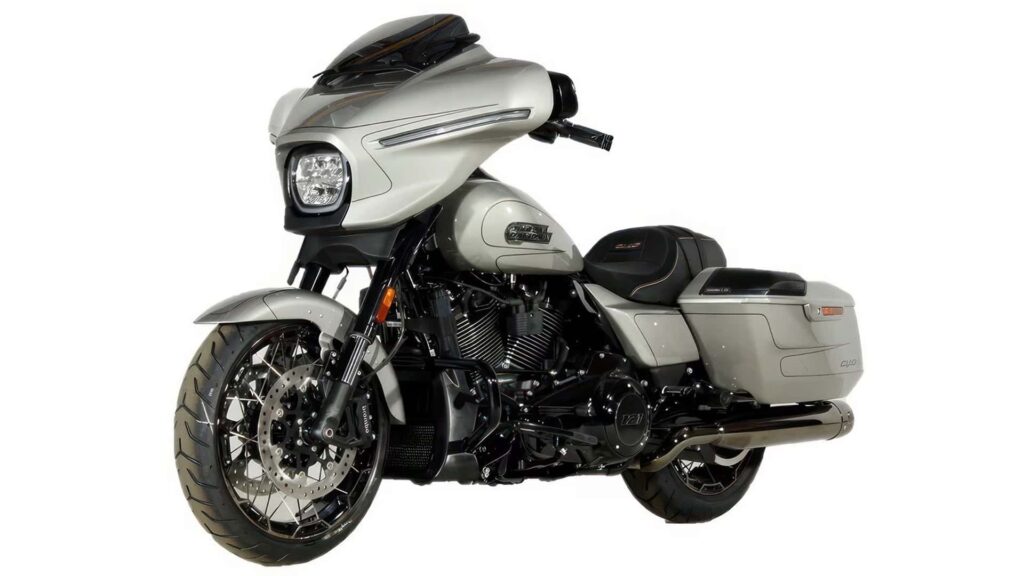 Harley-Davidson CVO Street Glide 121 révélée dans les documents de certification