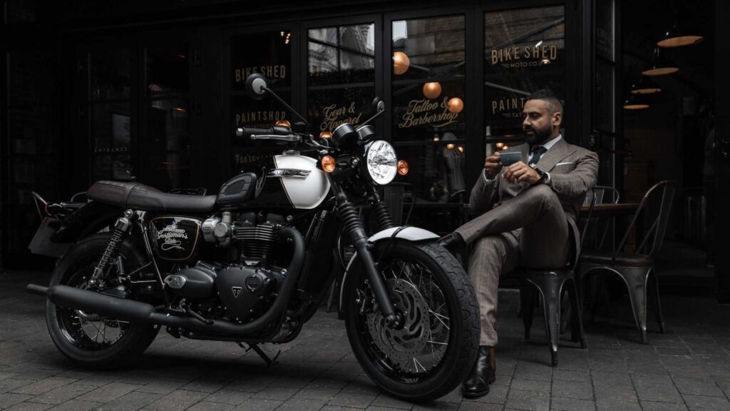 Lancement mondial de la Triumph Bonneville T120 Black DGR Limited Edition 2023