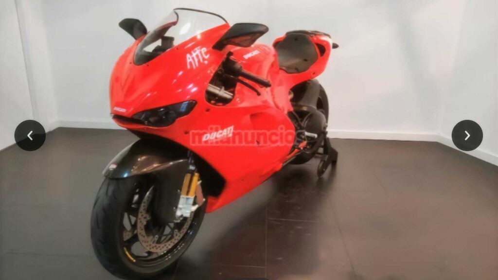 L'ultra rare Ducati Desmosedici RR est actuellement à la recherche d'une nouvelle maison