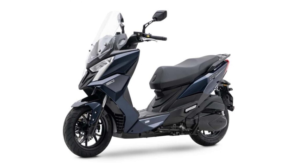 Kymco devient sportif avec le scooter de banlieue Dink mis à jour