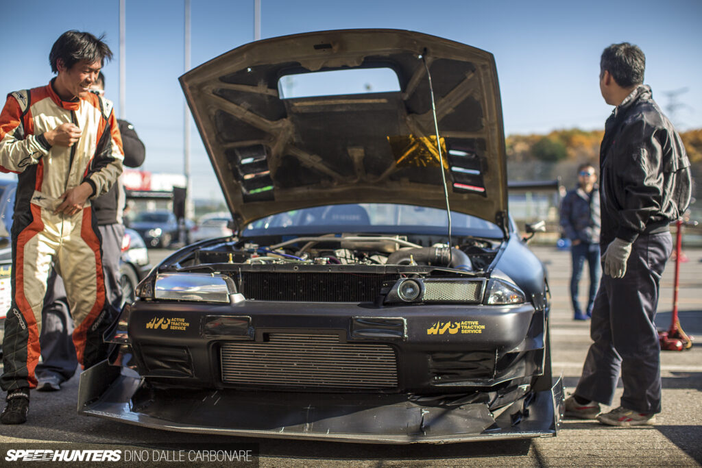 The Rough World: Admix Skyline&nbsp;GT-R