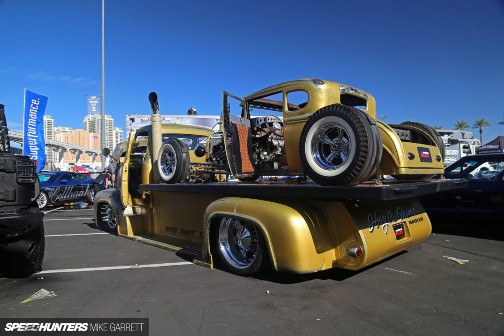 Hauling To SEMA In&nbsp;Style