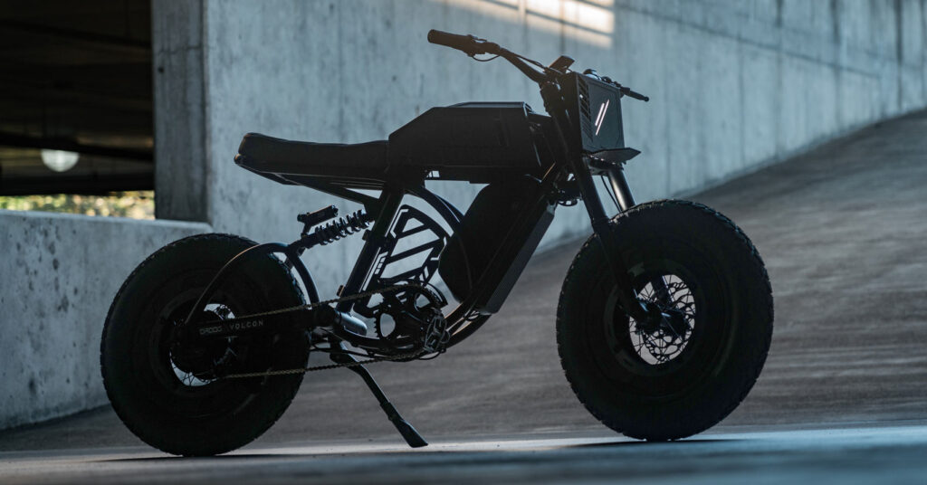Agent secret : le vélo électrique Volcon Brat personnalisé de Droog Moto