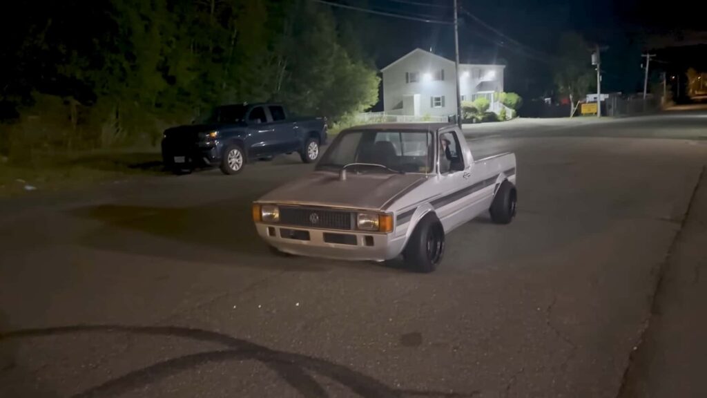Regardez pour la première fois un pick-up VW hybride Turbo Hayabusa personnalisé fonctionner