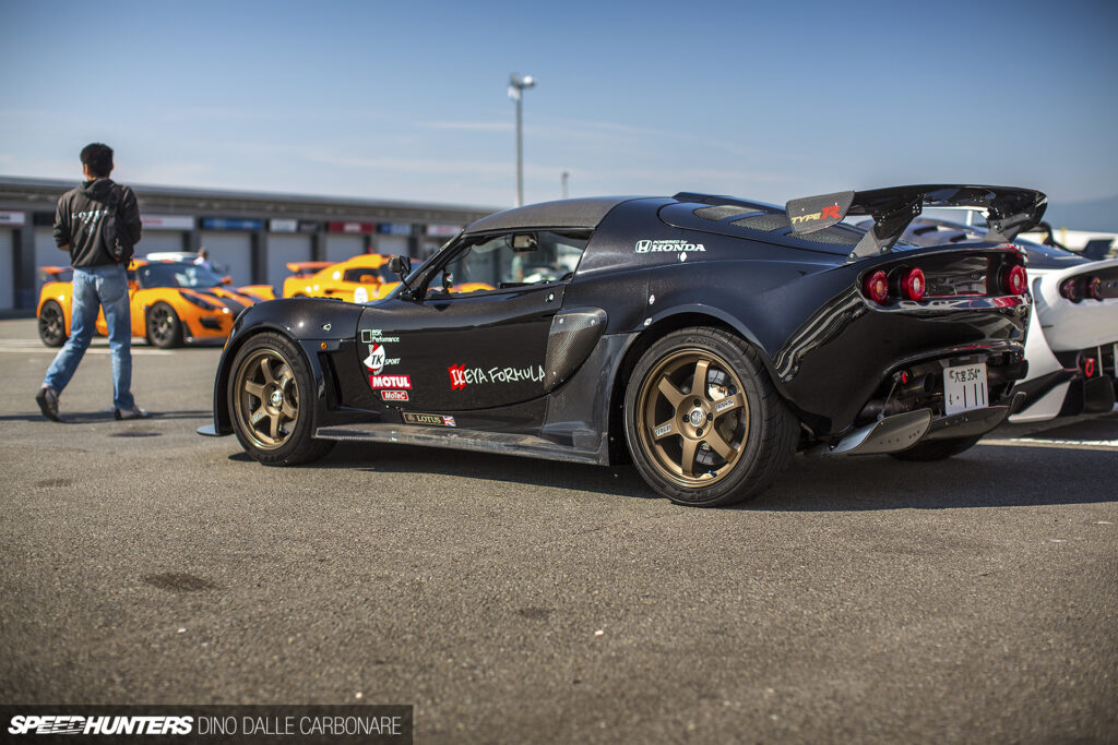 An Unquestionably-Japanese&nbsp;Lotus
