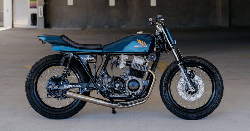 Pas comme les autres : le tracker plat Honda CB750 de Limey Bikes