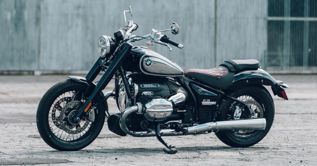 Rétrospective : La BMW R 18 reçoit le traitement 100 ans