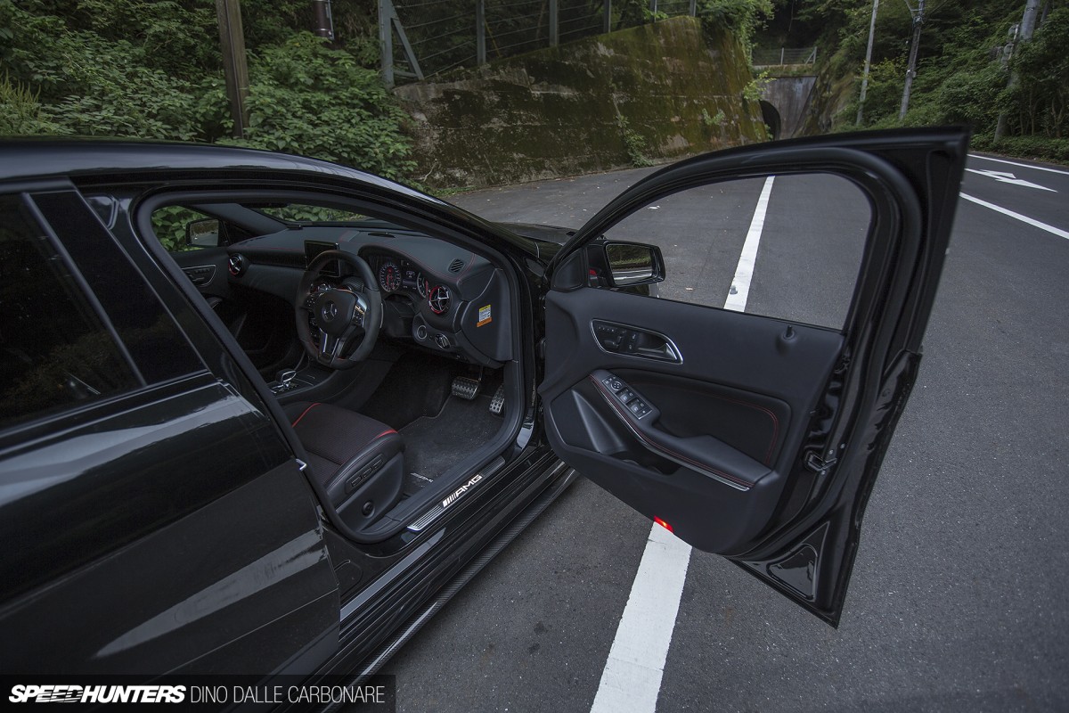 Varis-A45AMG-21