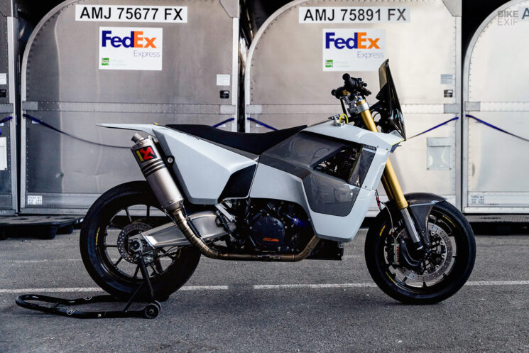 Supermotard KTM 1190 Adventure R par Max Hazan