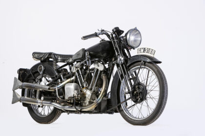 Brough Supérieur SS100