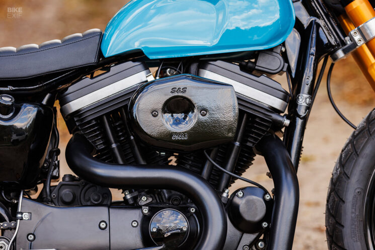 Harley XLH 883 personnalisée par David Zemla