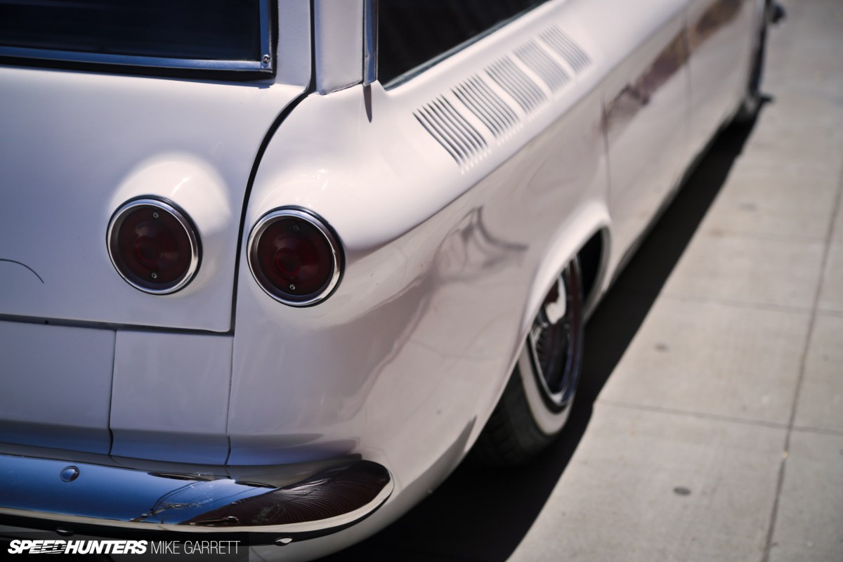 Copie de Corvair-Wagon-Lowrider-32