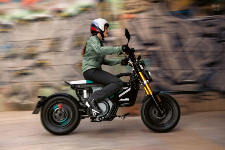 Le nouveau vélo électrique BMW CE 02