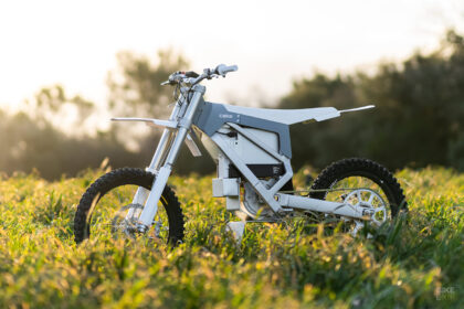 Moto tout-terrain électrique Cake Bukk 2023