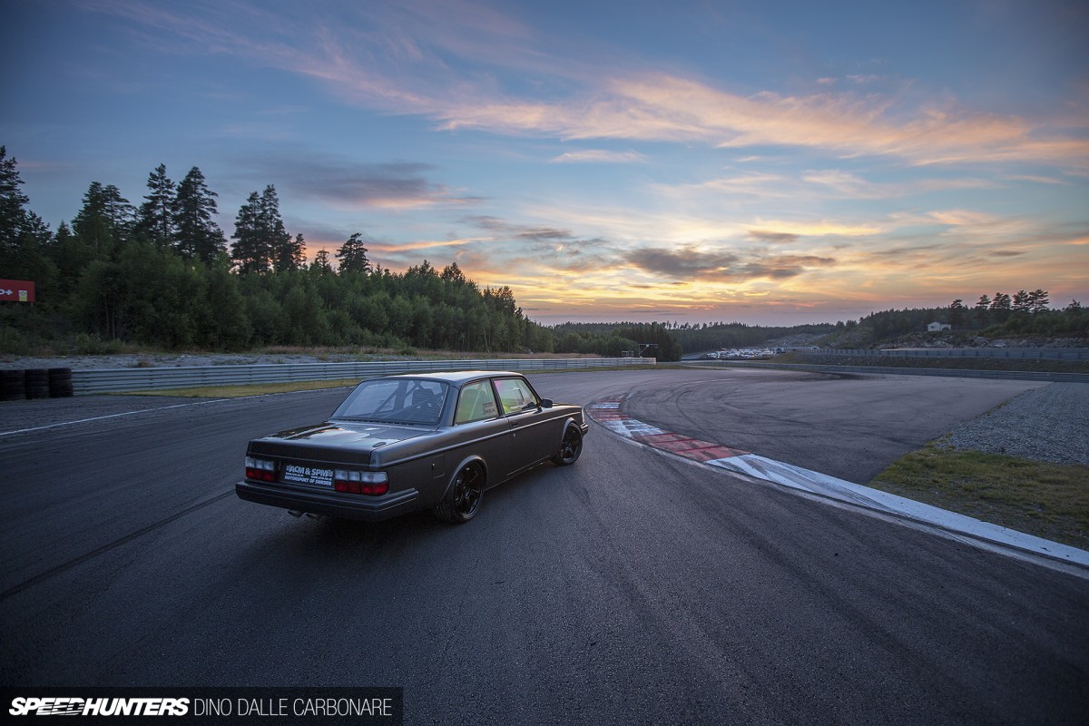 V10-Volvo-15