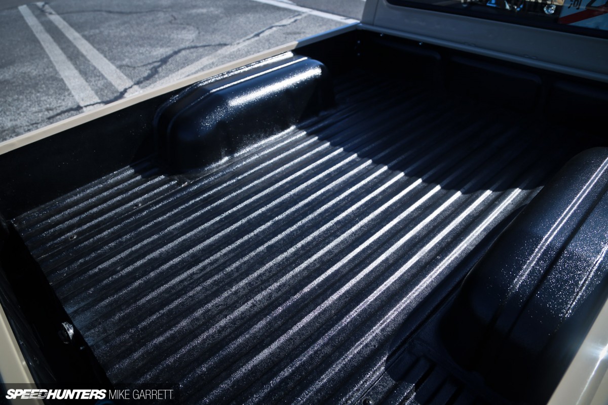 Copie Toyota-Hilux-5