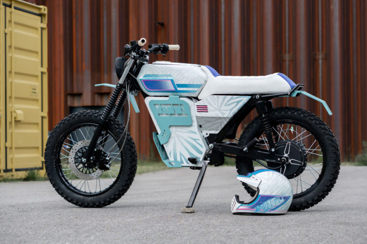 Vélo électrique personnalisé Bonfire E par Loose Screw