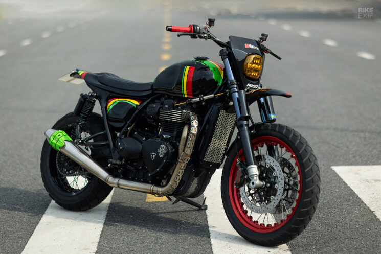 Triumph Street Twin personnalisée par MFix Workshop