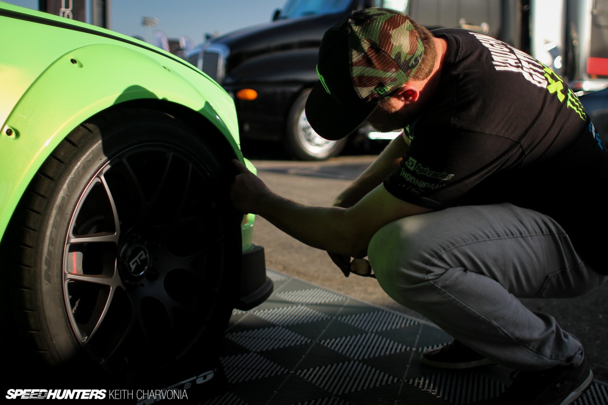 Speedhunters_Charvonia_RTR-2