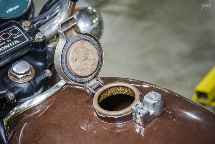 Réservoir d'essence Honda CB550