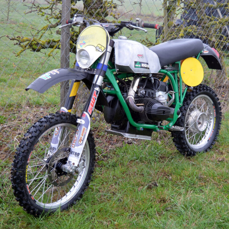 Vélo d'enduro BMW R80 par SWT-Sports