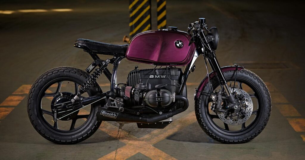 Élégance moderne : le bobber BMW R100 couleur prune de Cardsharper