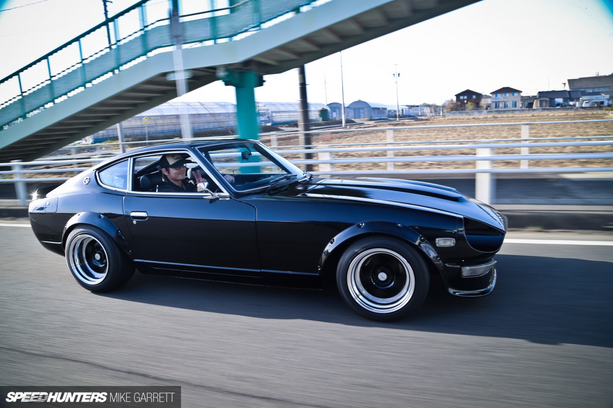 Copie 2JZ-S30-Fairlady-15