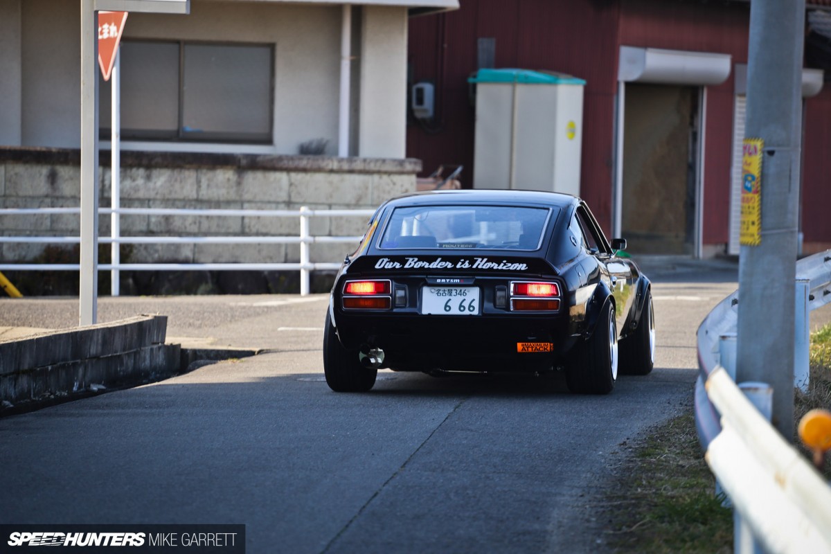 Copie 2JZ-S30-Fairlady-10