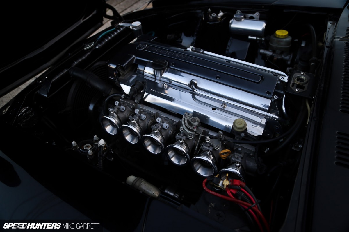 Copie 2JZ-S30-Fairlady-6
