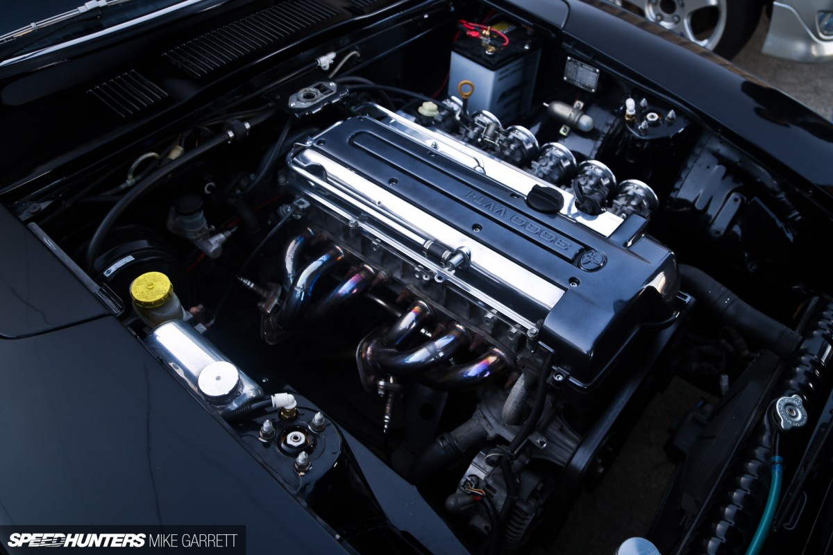 Copie 2JZ-S30-Fairlady-2