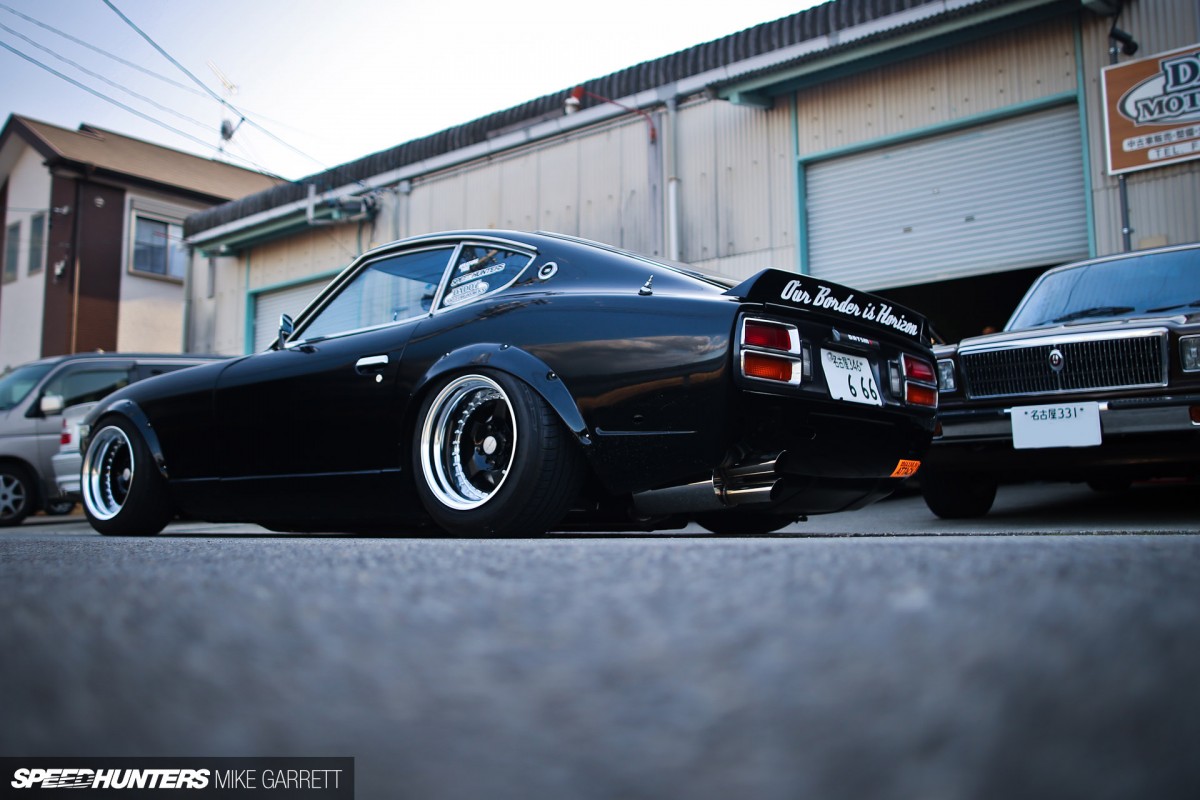 Copie 2JZ-S30-Fairlady-25