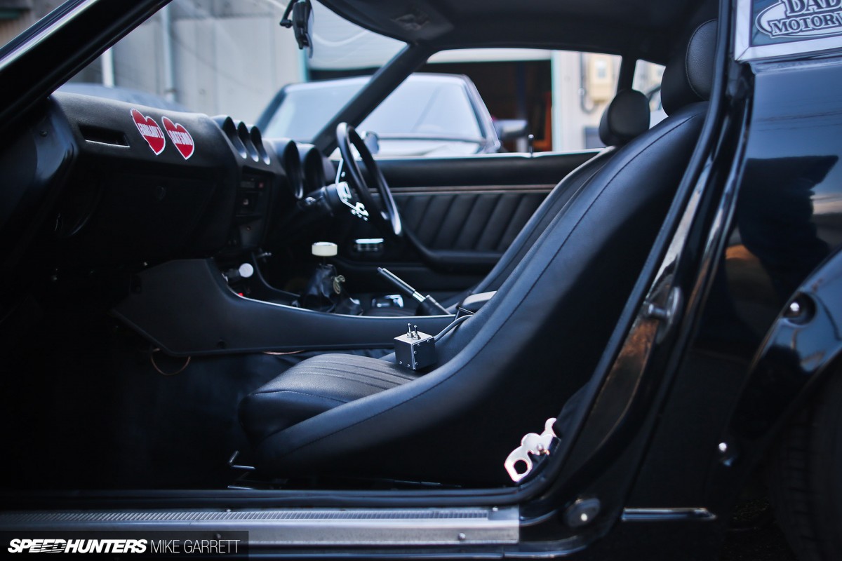 Copie 2JZ-S30-Fairlady-32
