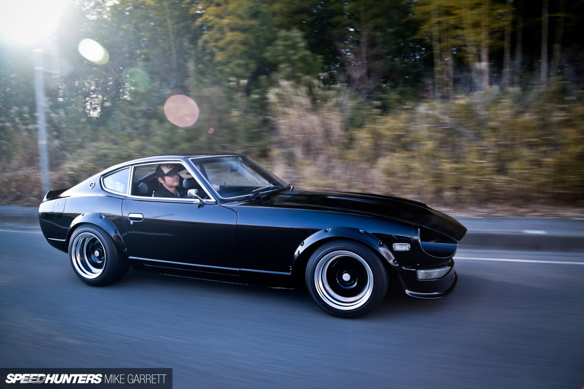Copie 2JZ-S30-Fairlady-16