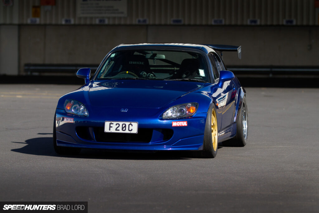 Porsche Hunting In A&nbsp;Honda