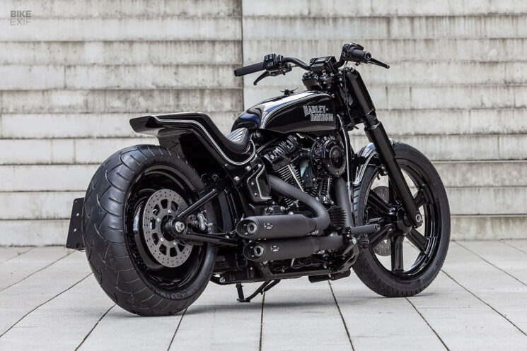 Street Bob personnalisé par One Way Machine