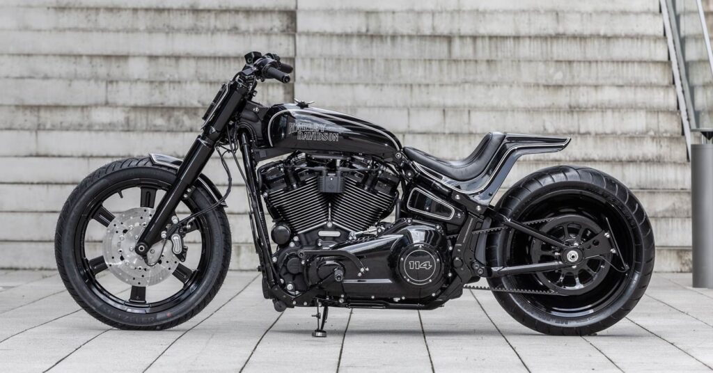 Classic Fighter : Un Street Bob personnalisé et percutant par One Way Machine