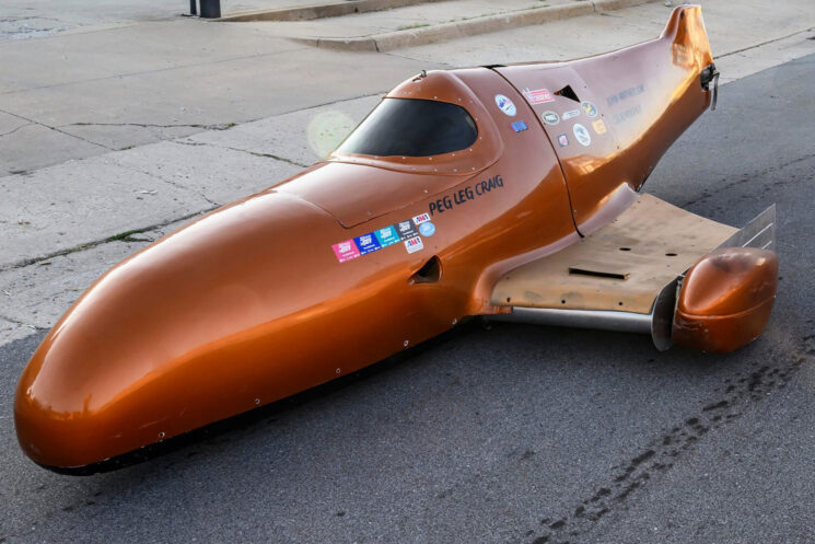 Streamliner side-car à vitesse terrestre Flying Kiwi