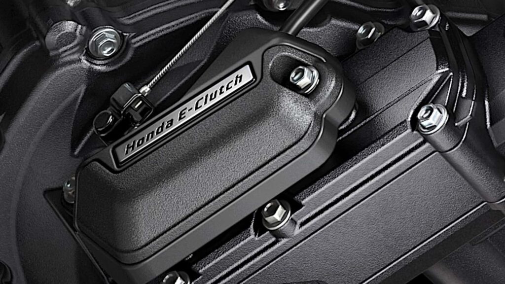 Le nouveau système Honda E-Clutch est conçu pour permettre aux pilotes d'éviter d'utiliser le levier