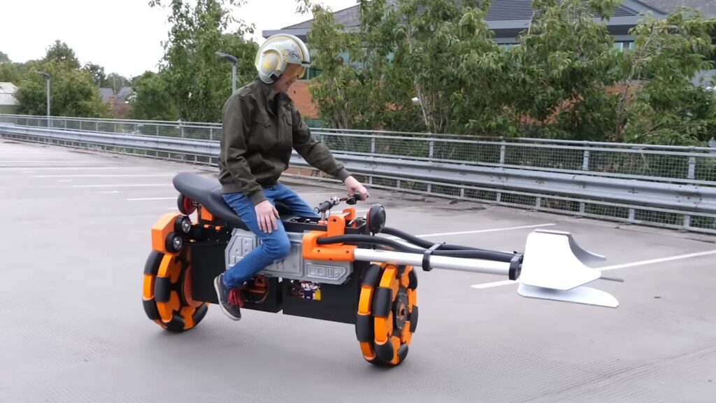 Souhaitez-vous conduire cet hoverbike expérimental ?