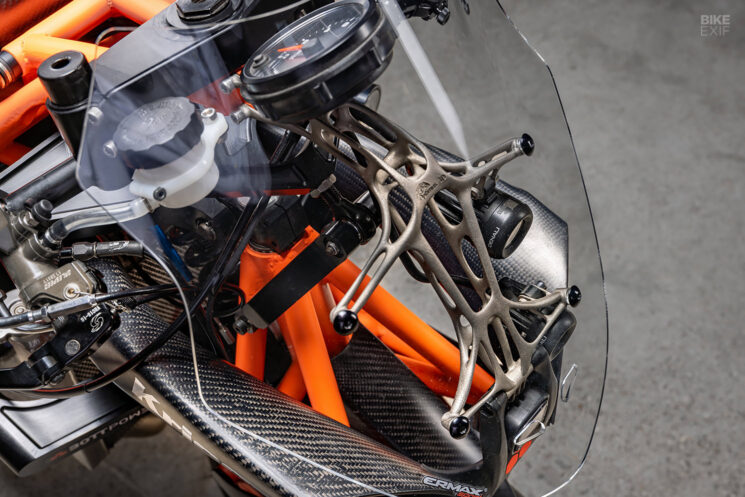 Honda CBR954RR Fireblade personnalisée par Bottpower