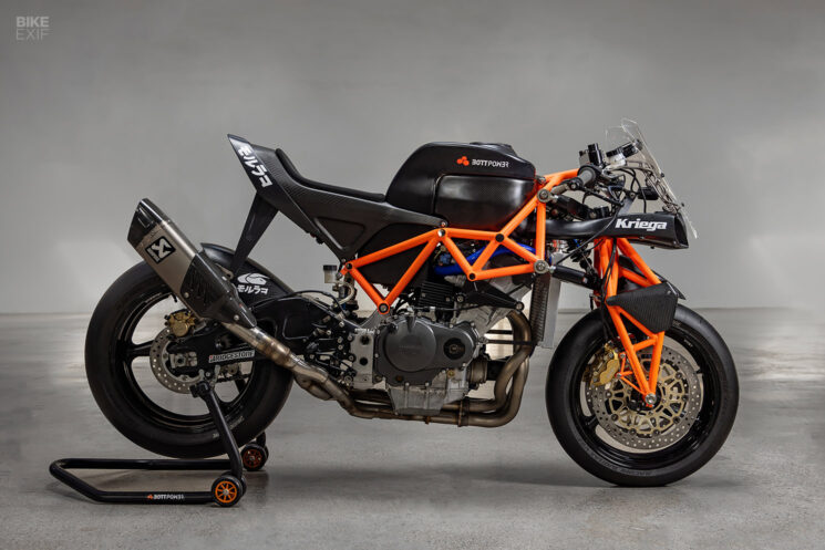 Honda CBR954RR Fireblade personnalisée par Bottpower
