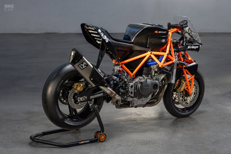 Honda CBR954RR Fireblade personnalisée par Bottpower