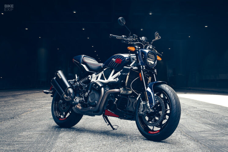 Édition limitée 2024 Indian FTR x 100% R Carbon
