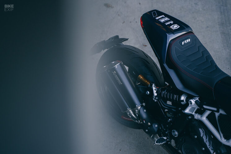 Édition limitée 2024 Indian FTR x 100% R Carbon