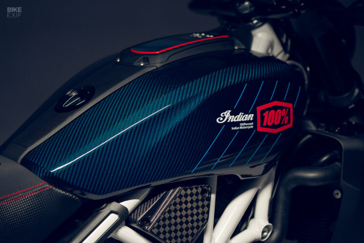 Édition limitée 2024 Indian FTR x 100% R Carbon