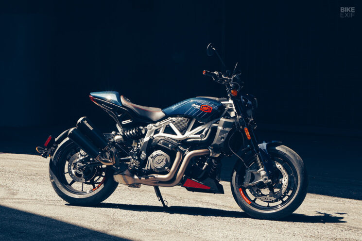 Édition limitée 2024 Indian FTR x 100% R Carbon