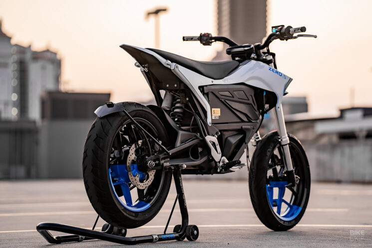 Supermotard électrique Zero FX personnalisé 